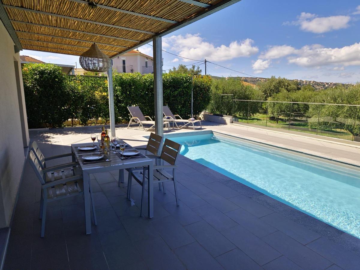 Onar - Luxury Villas Argostoli  Eksteriør bilde